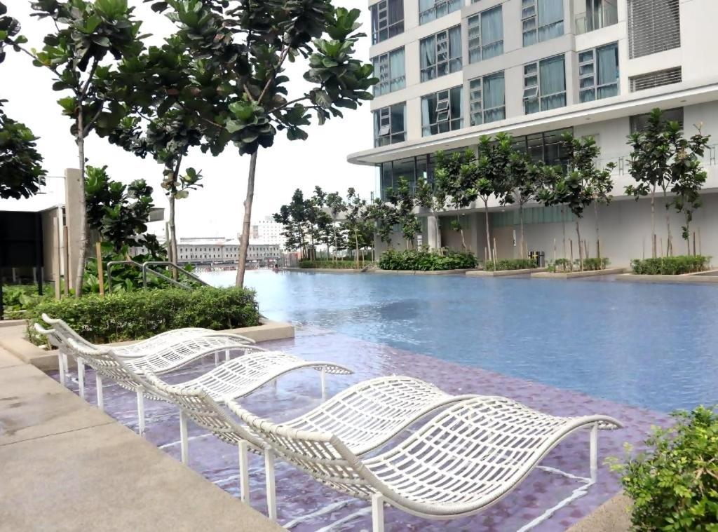Apartment Pool World At Robertson Kuala Lumpur