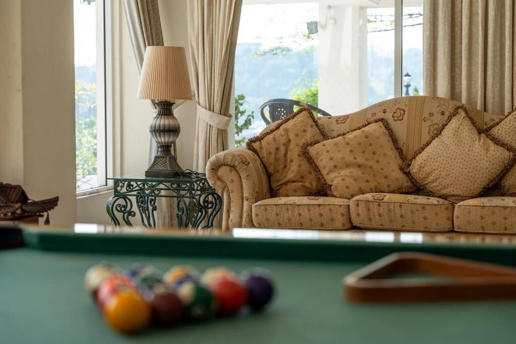 The Grand At Turi, *