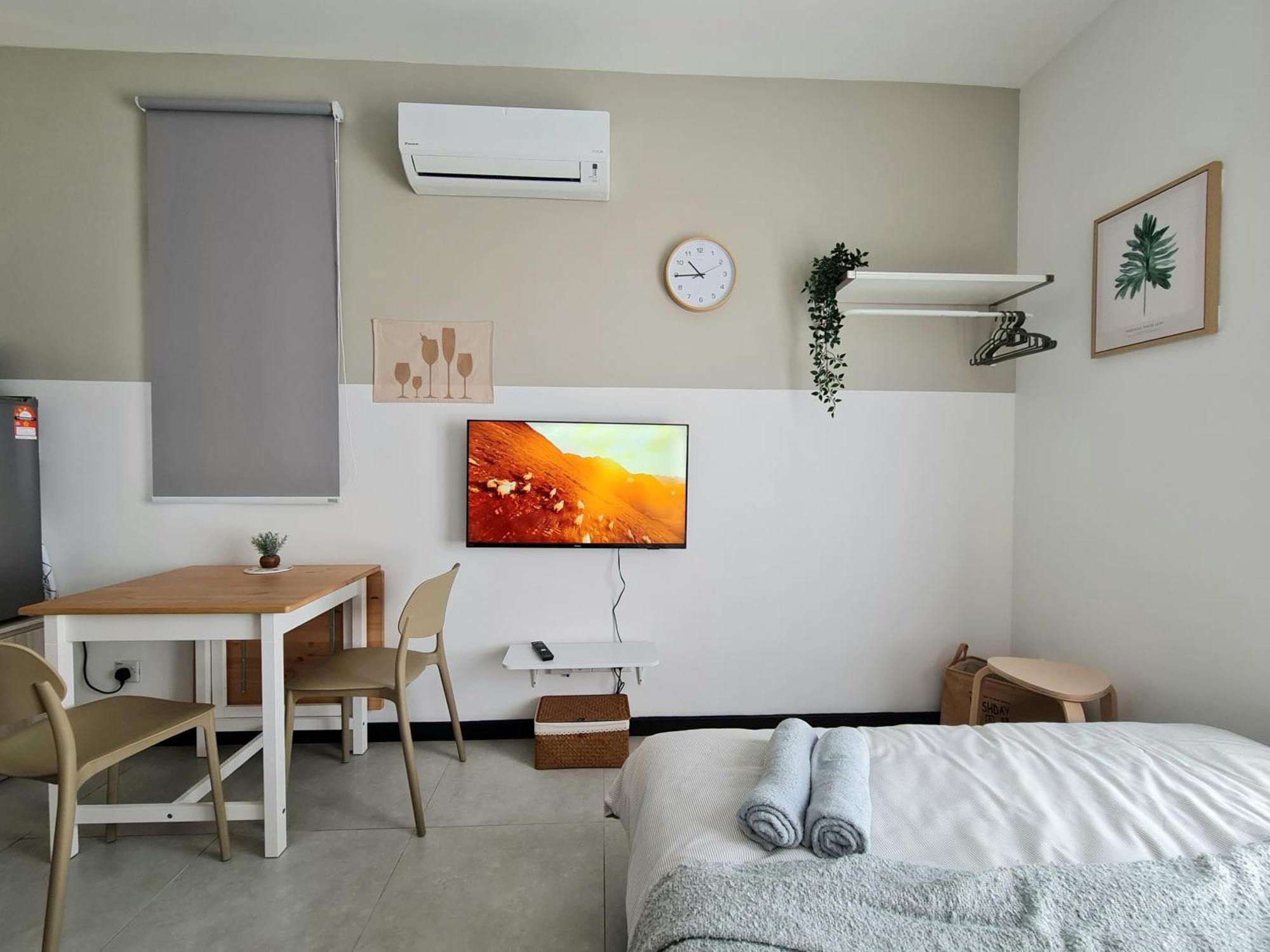 Apartment Cozy 2r2b Near Gleneagles @ Embassy Row Klcc *