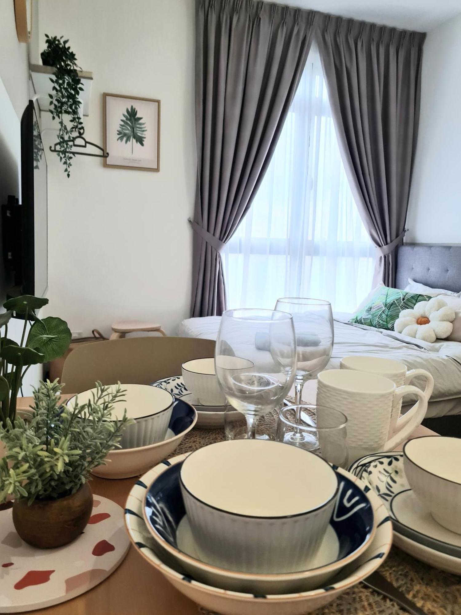 Apartment Cozy 2r2b Near Gleneagles @ Embassy Row Klcc *