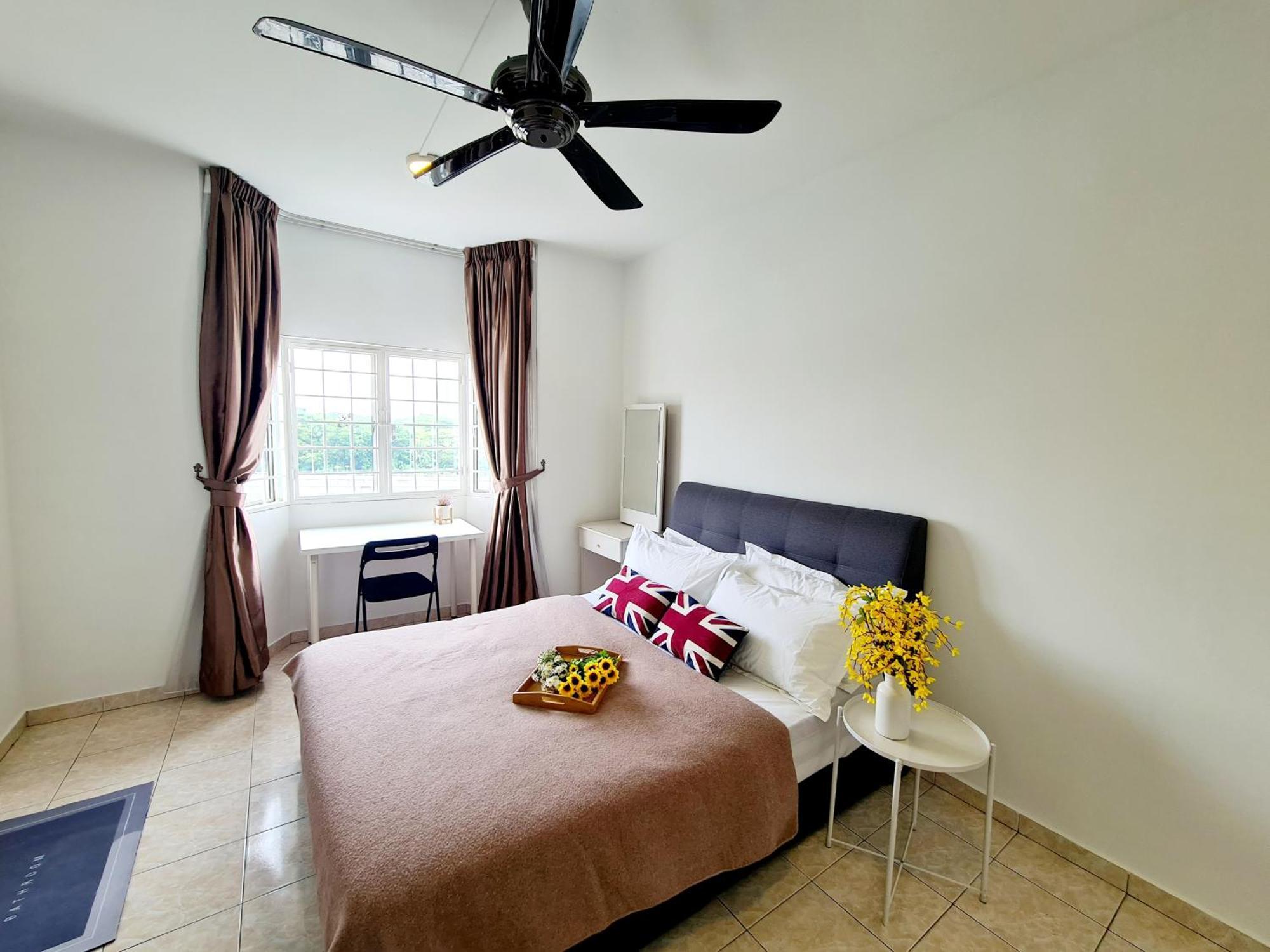 Apartment 4 Bedroom Endah Sri Petaling Night Market Bkt Jalil Pavilion Jalil Stadium Sport Center Imu Tbs Station Kuala Lumpur