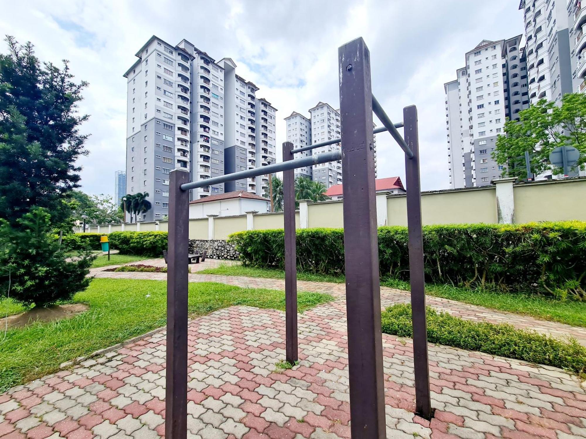 4 Bedroom Endah Sri Petaling Night Market Bkt Jalil Pavilion Jalil Stadium Sport Center Imu Tbs Station Apartment Kuala Lumpur