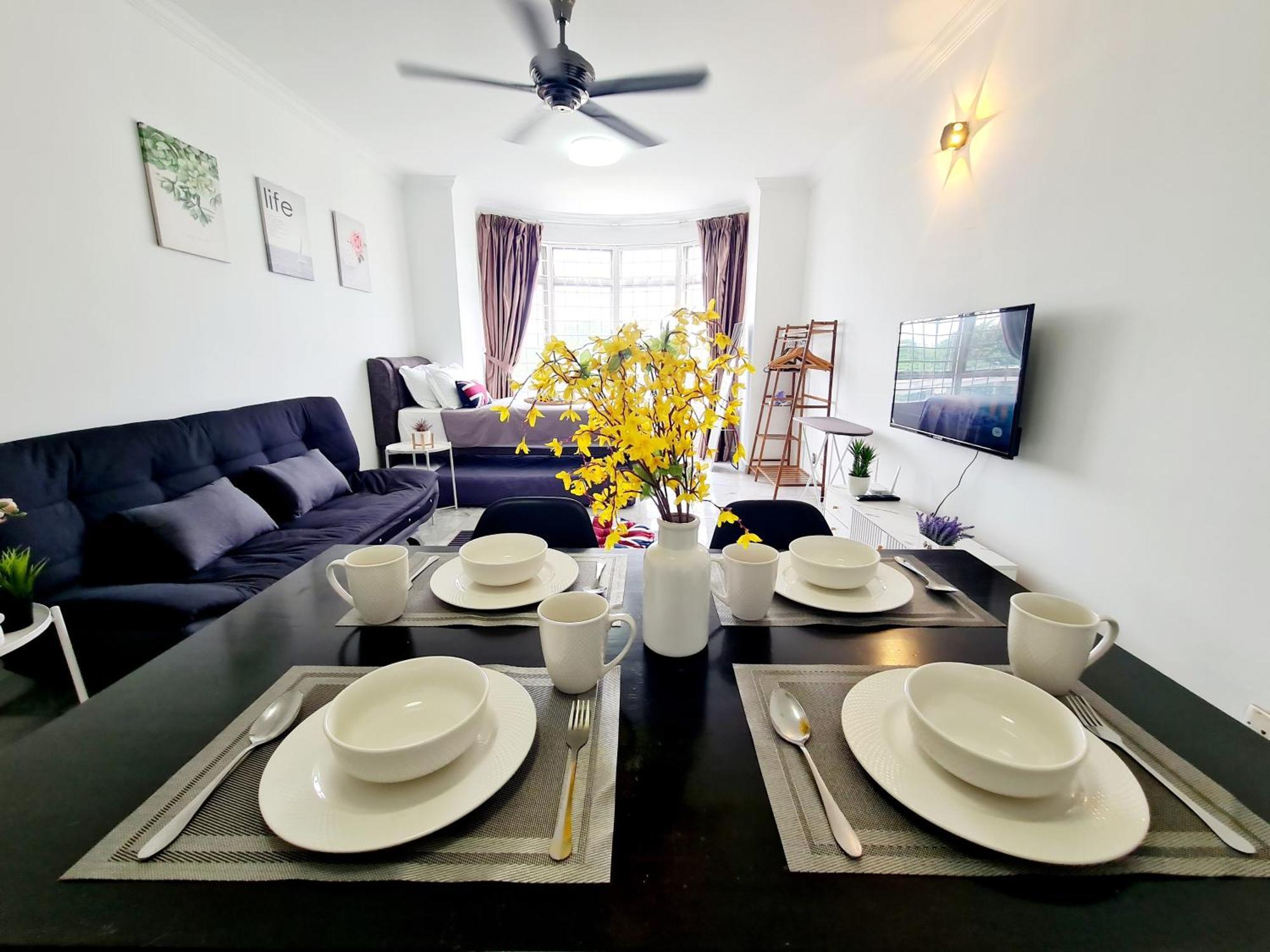Apartment 4 Bedroom Endah Sri Petaling Night Market Bkt Jalil Pavilion Jalil Stadium Sport Center Imu Tbs Station *