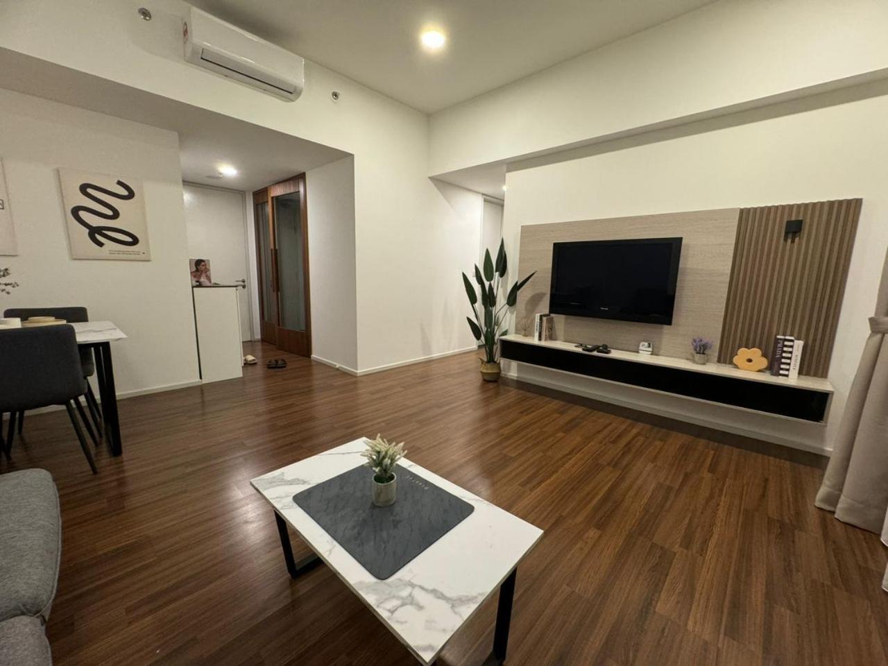 Serviced Apartment, Jalan Peel By Rverse Căn hộ