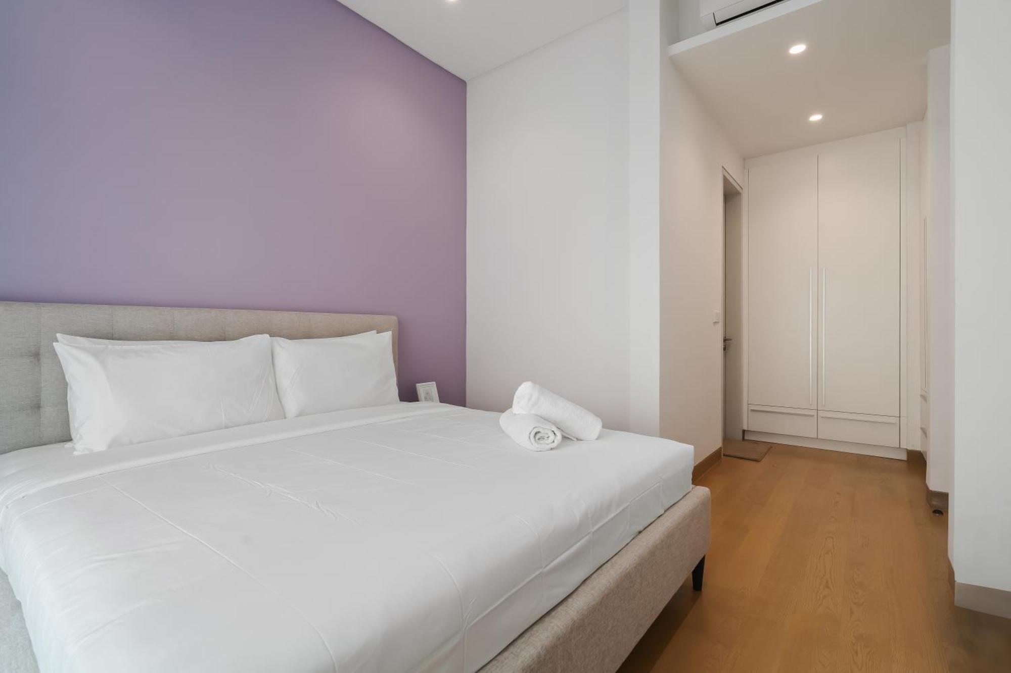 Twin Tower View 2br With Balcony Next To Lalaport Bbcc Shopping Mall 3-mins To Lrt Station