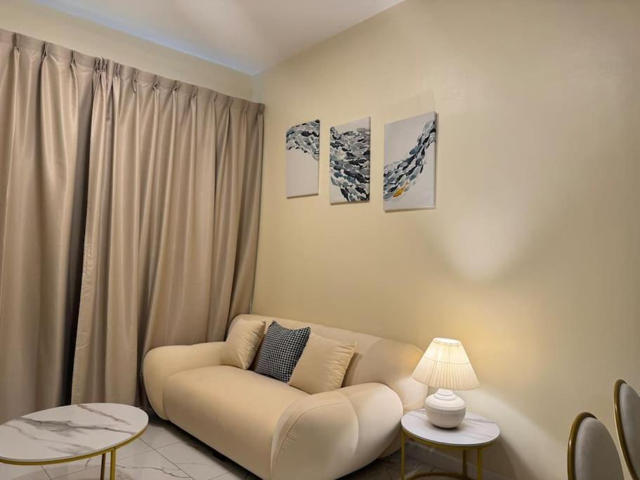 Apartment Sweet *