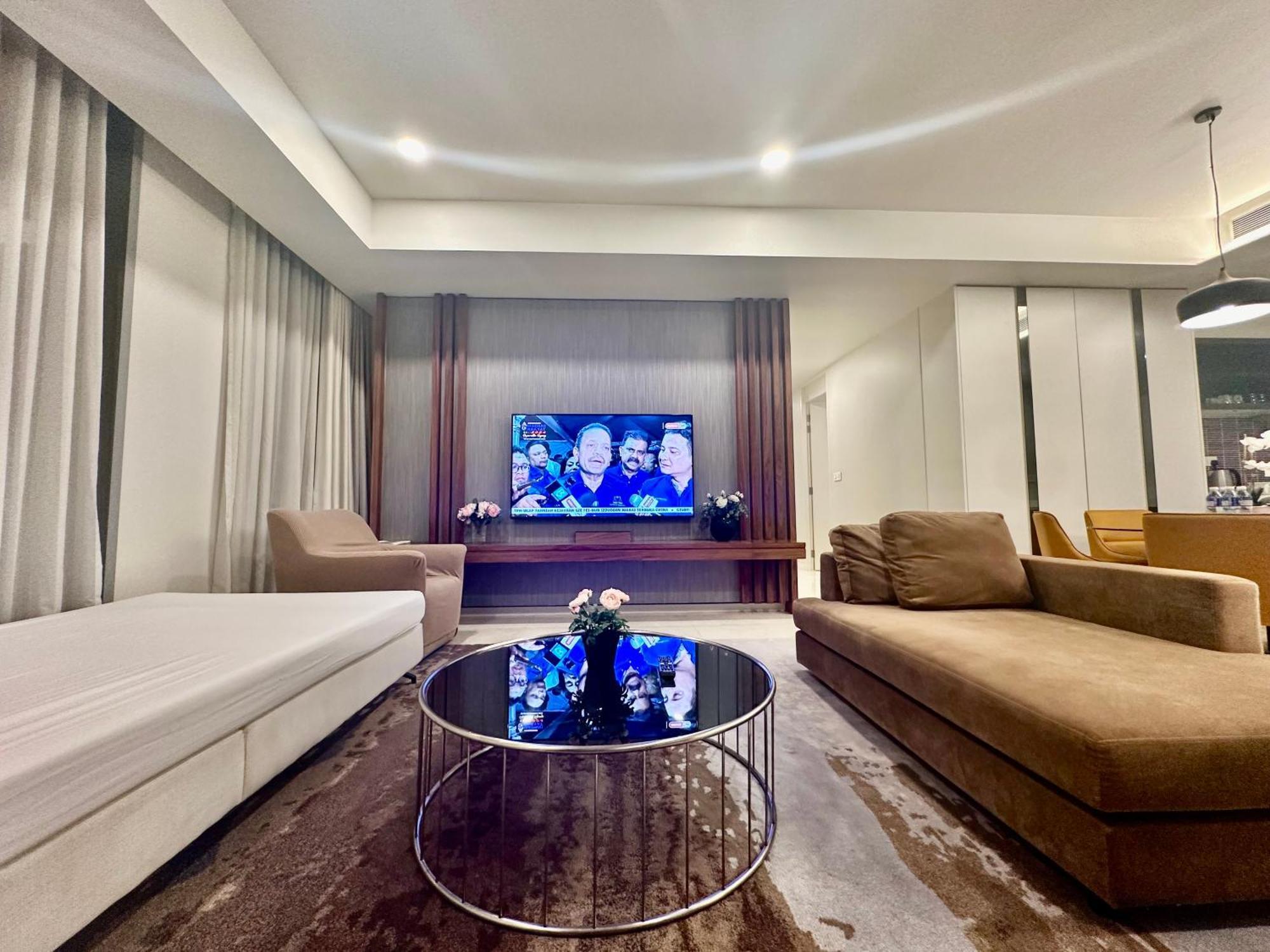 Orental Tropicana The Klcc Bukit Bintang City Center Apartment