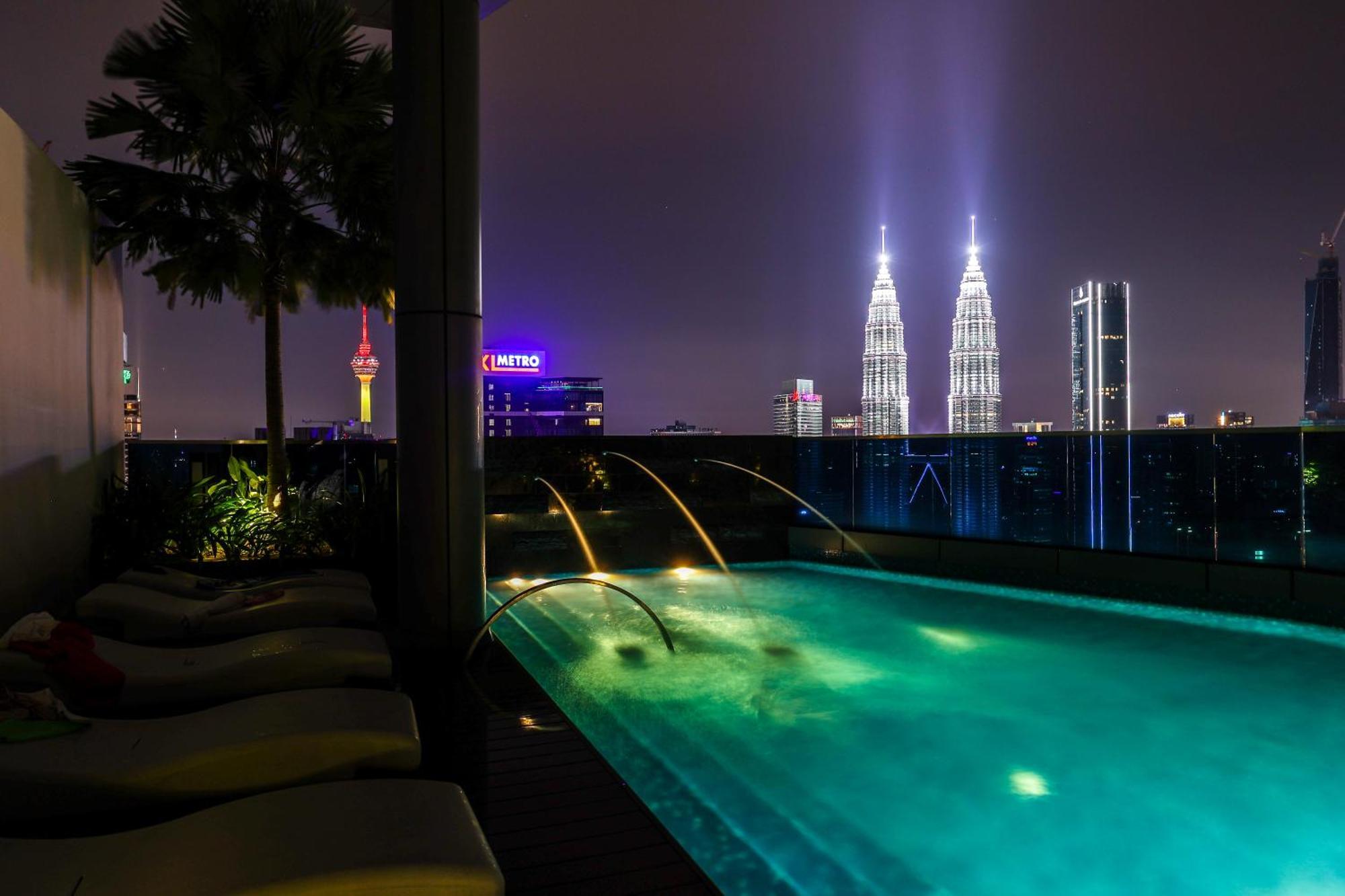 Eaton Klcc By Gb Apartment