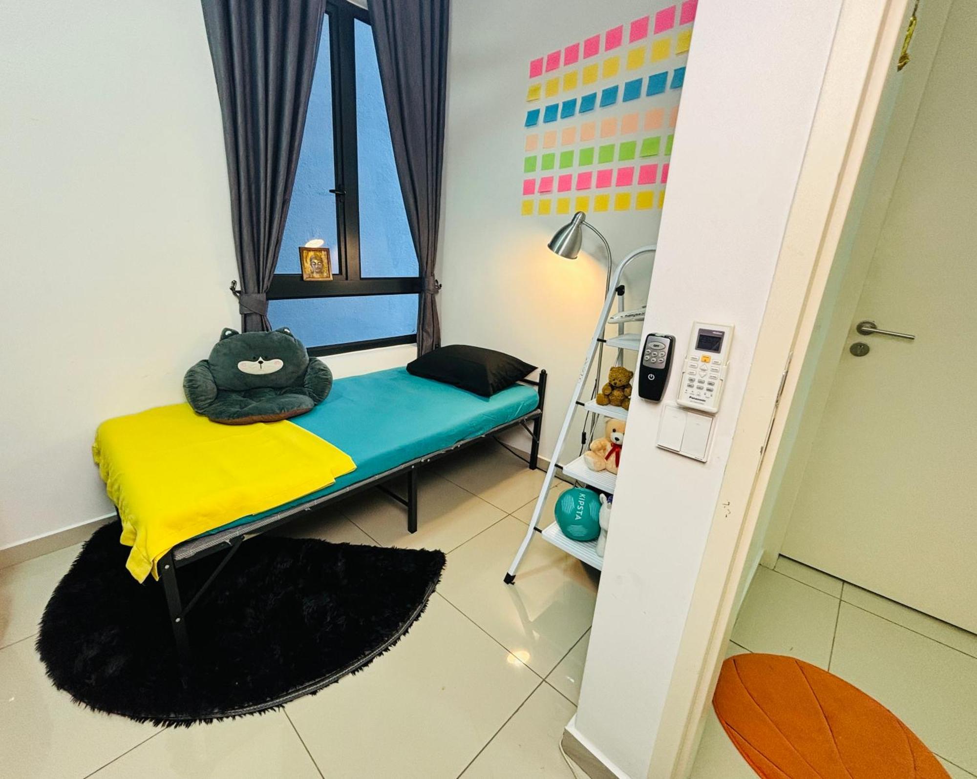 Aqua Den Private Homestay *