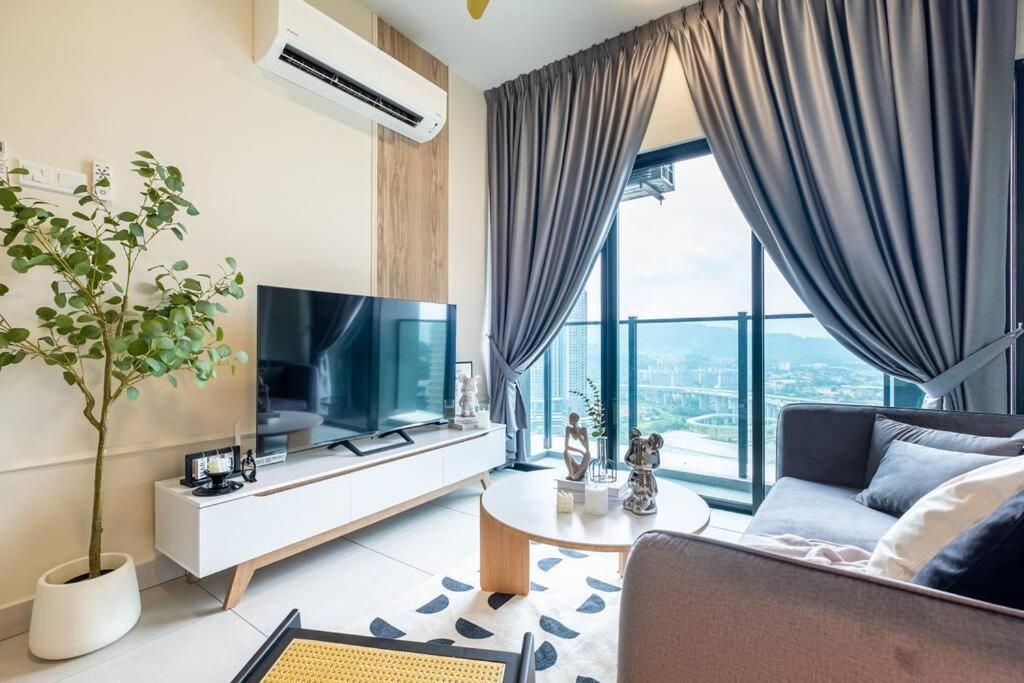 Fun Slides Majestic Maxim Cheras Staycation Mrt Apartment