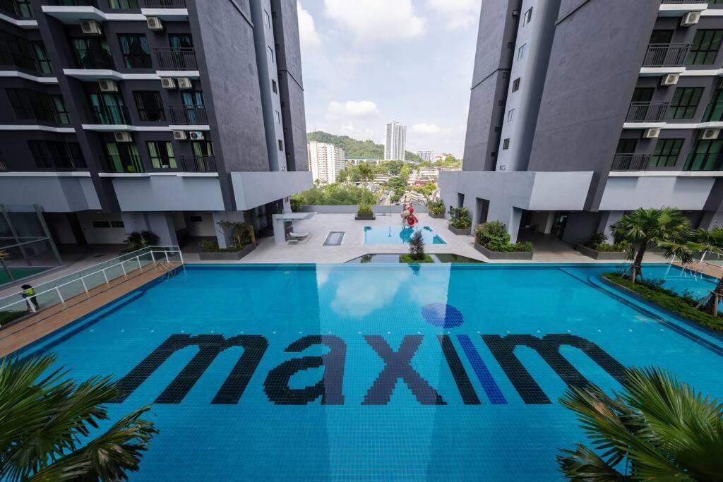 Fun Slides Majestic Maxim Cheras Staycation Mrt Apartment