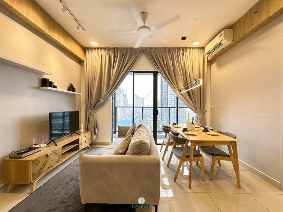 2b2b 4 Pax - Chan Sow Lin - 10 Min To Trx Apartment Kuala Lumpur