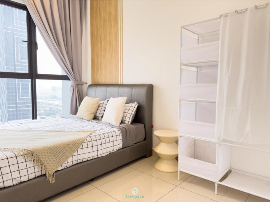 2b2b 4 Pax - Chan Sow Lin - 10 Min To Trx Apartment