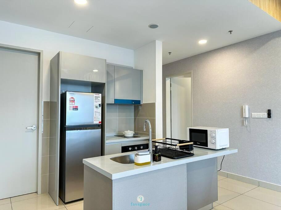 2b2b 4 Pax - Chan Sow Lin - 10 Min To Trx * Kuala Lumpur