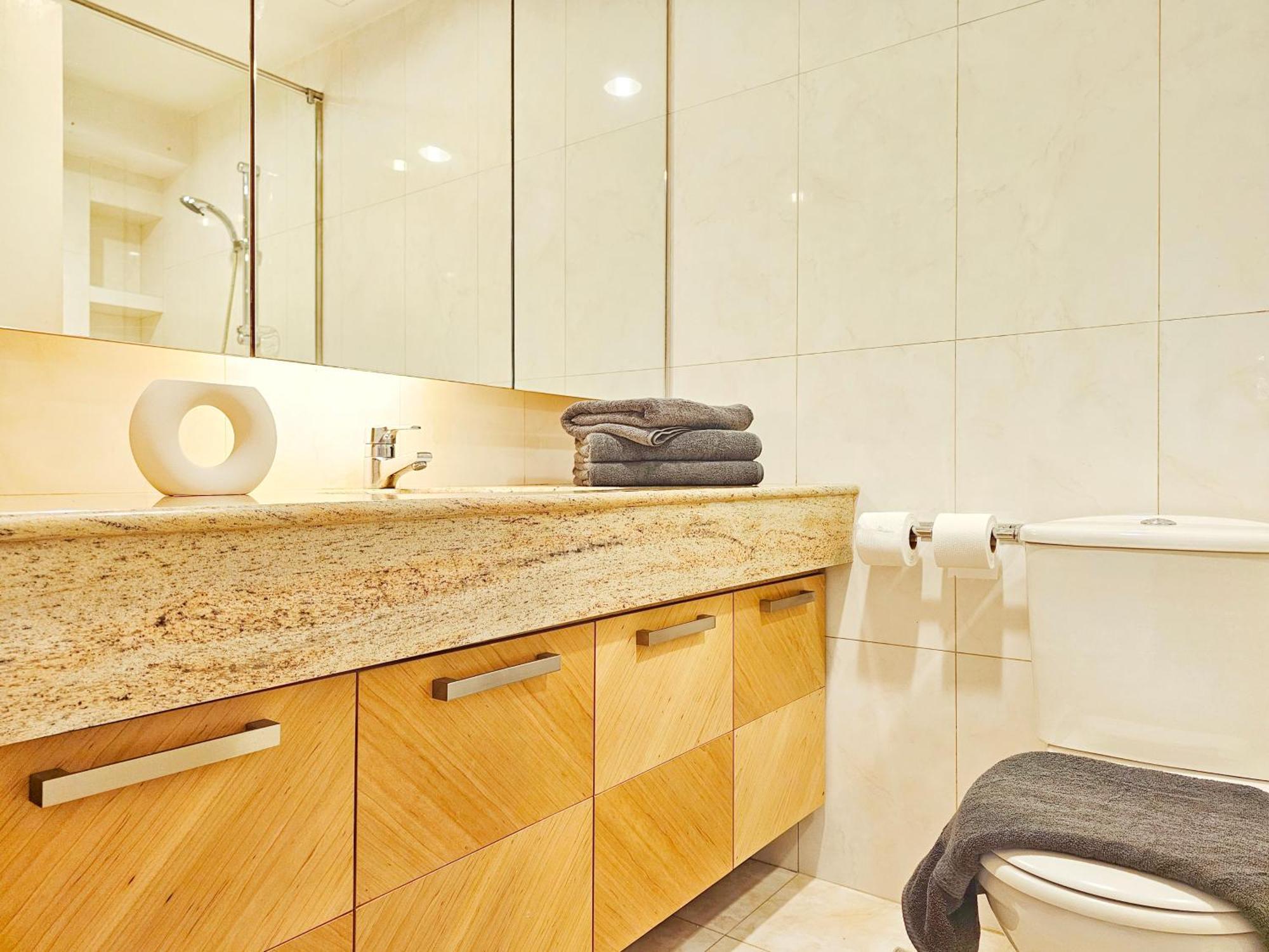 Apartment Fahrenheit Bukit Bintang Big Group 13pax Family *