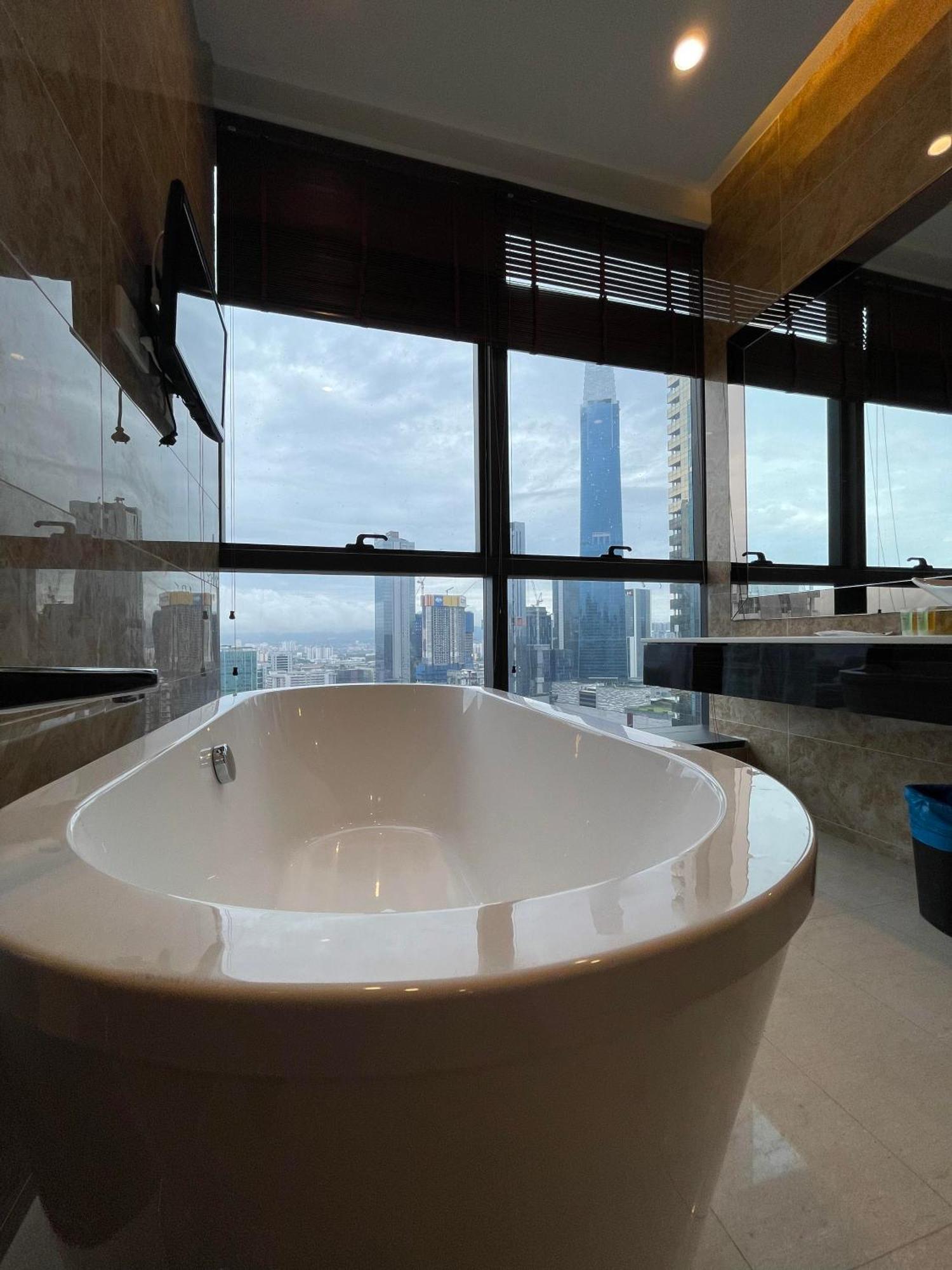 Dorsett By Apex Management Apartment