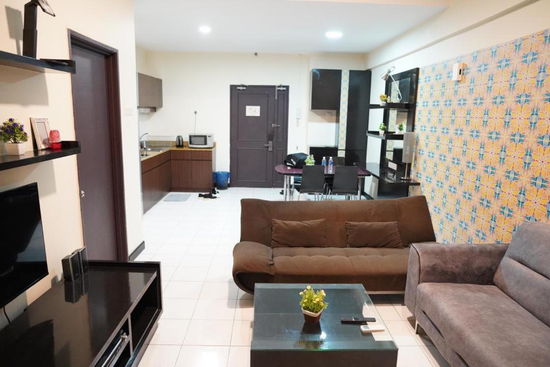 The Luxe Apartment