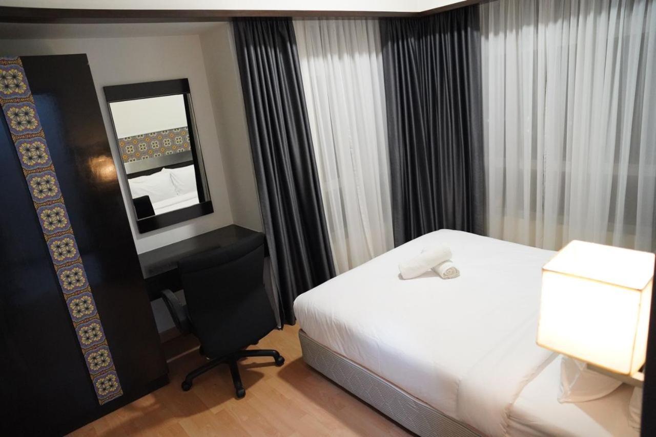 The Luxe Apartment *