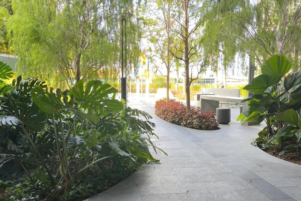 Comfy Free Parking Netflix Trion Kl Apartment