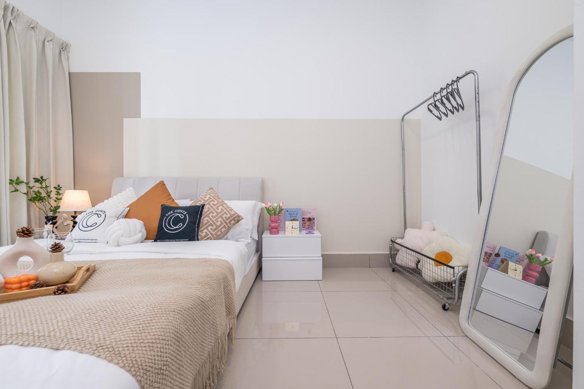 Apartment Razak Residences By The Conts