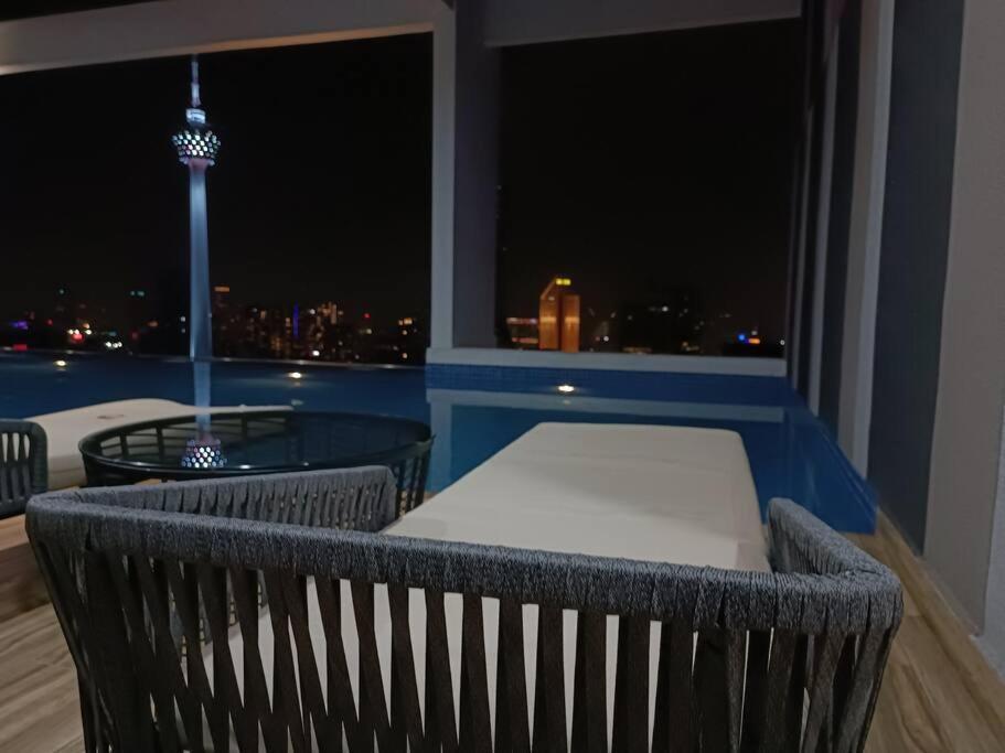 Apartment Col 93b Balcony Klcc View & Infinity Pool