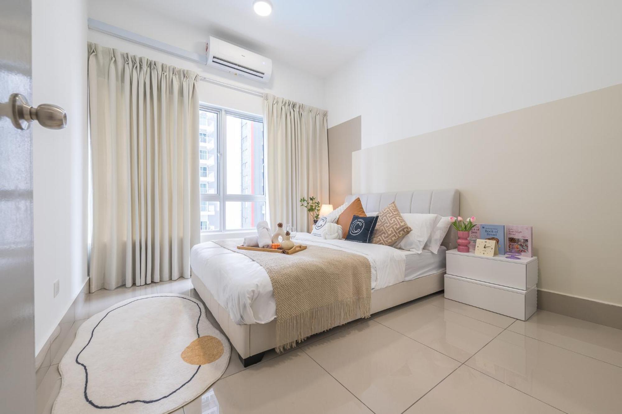 Razak Residences By The Conts Apartment *