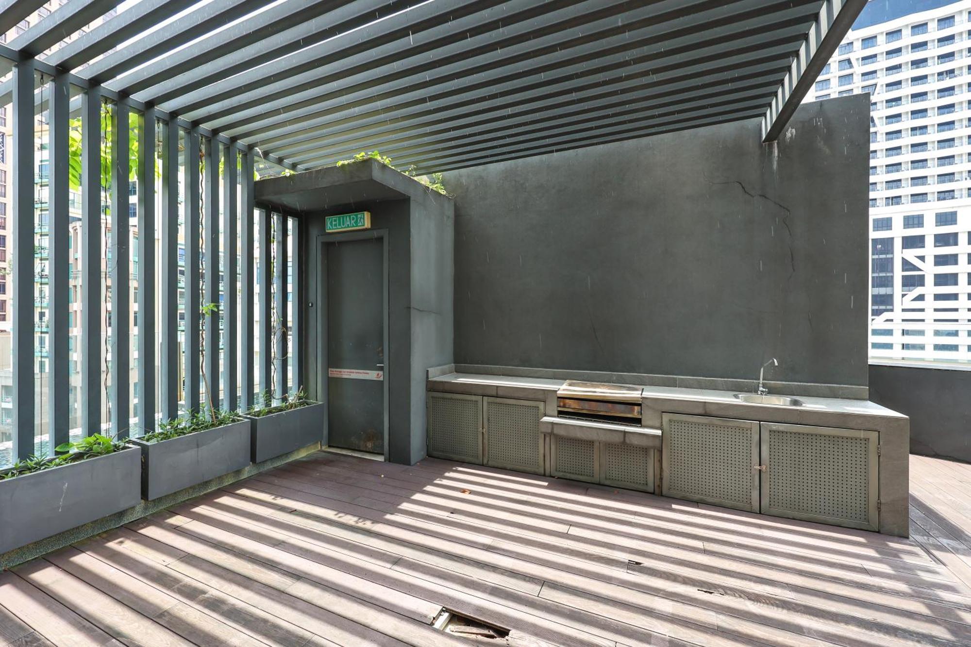 Anggun Residences Serviced By Gb *