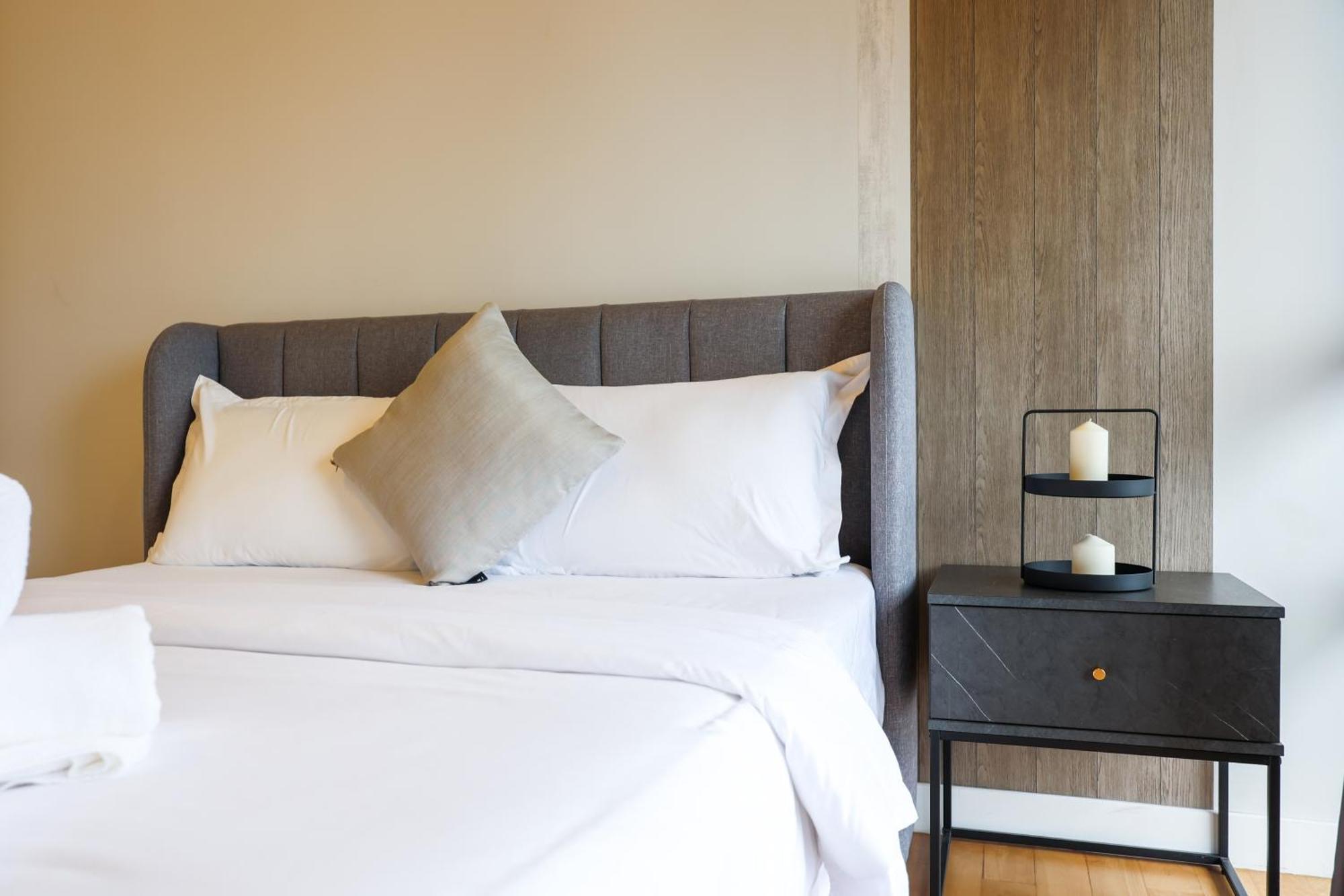 Anggun Residences Serviced By Gb Khách sạn hẻo lánh