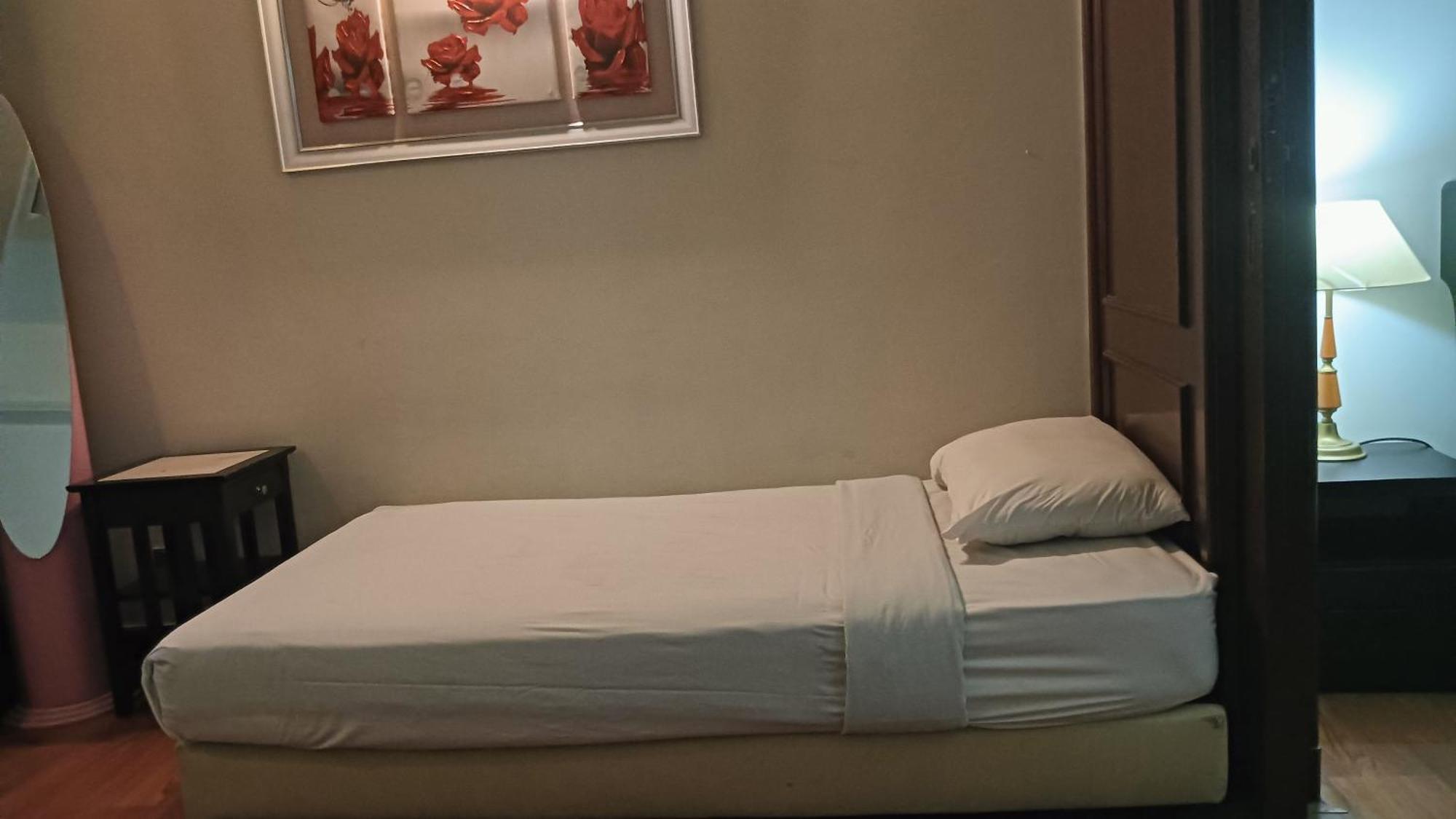Radission At Times Square Apartment *