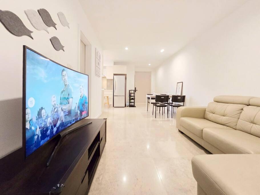 Apartment Bukit Bintang Fairlane 1412 For 1-5pax 1br Trx Pavilion Kl *