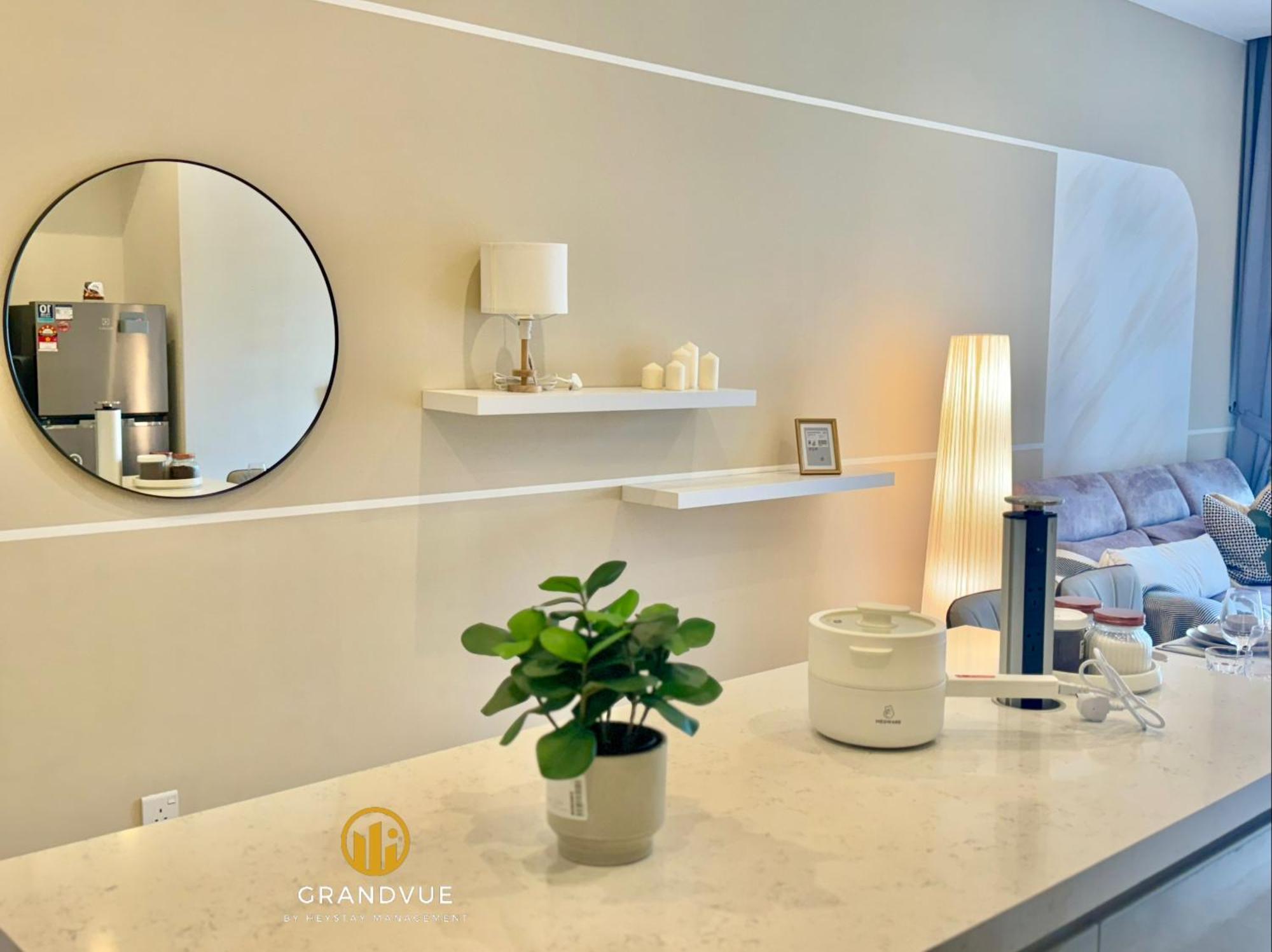 Apartment Lucentia Bukitbintang Klccview Infinitypool By Heystay Management