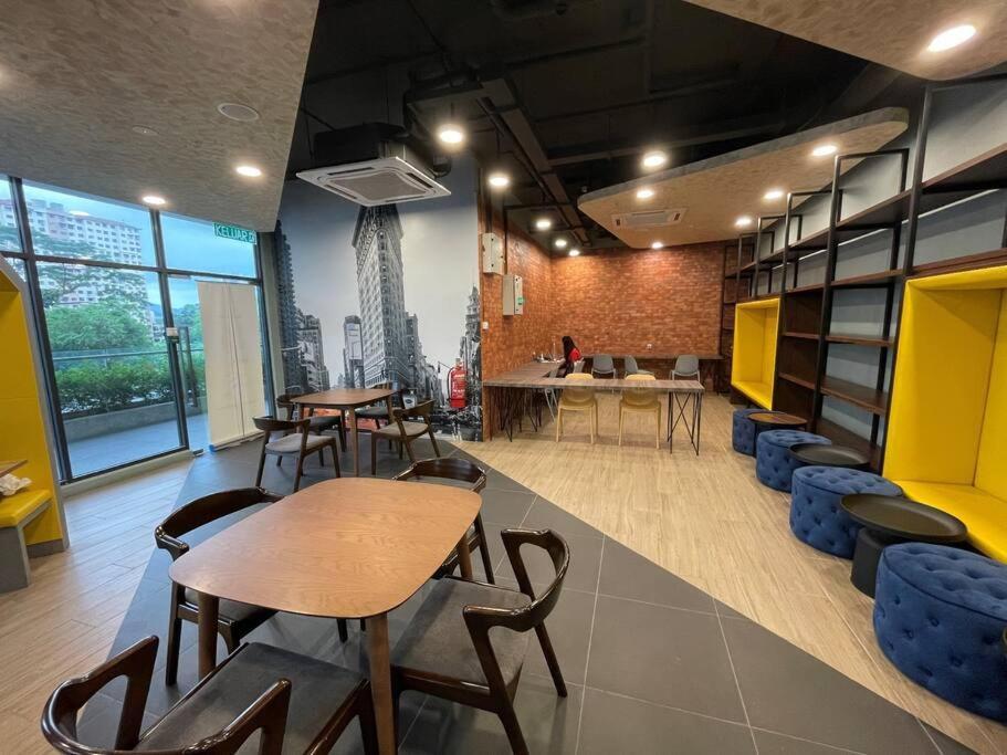 Private At Jalan Ampang Apartment *
