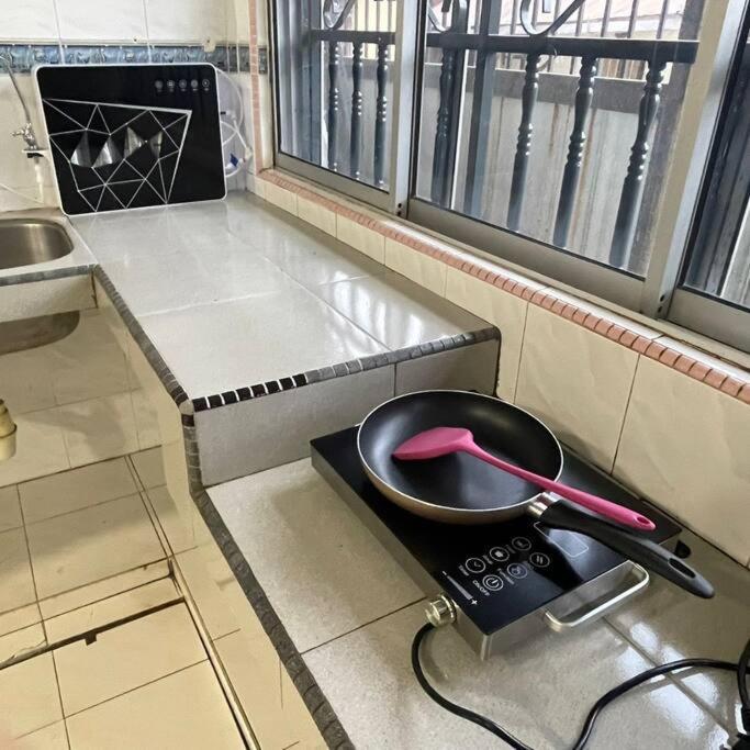 Apartment Cozythemed 11 Pax Batucaves Publika Mitec Pwtc