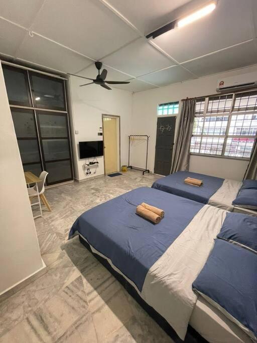 Apartment Cozythemed 11 Pax Batucaves Publika Mitec Pwtc *
