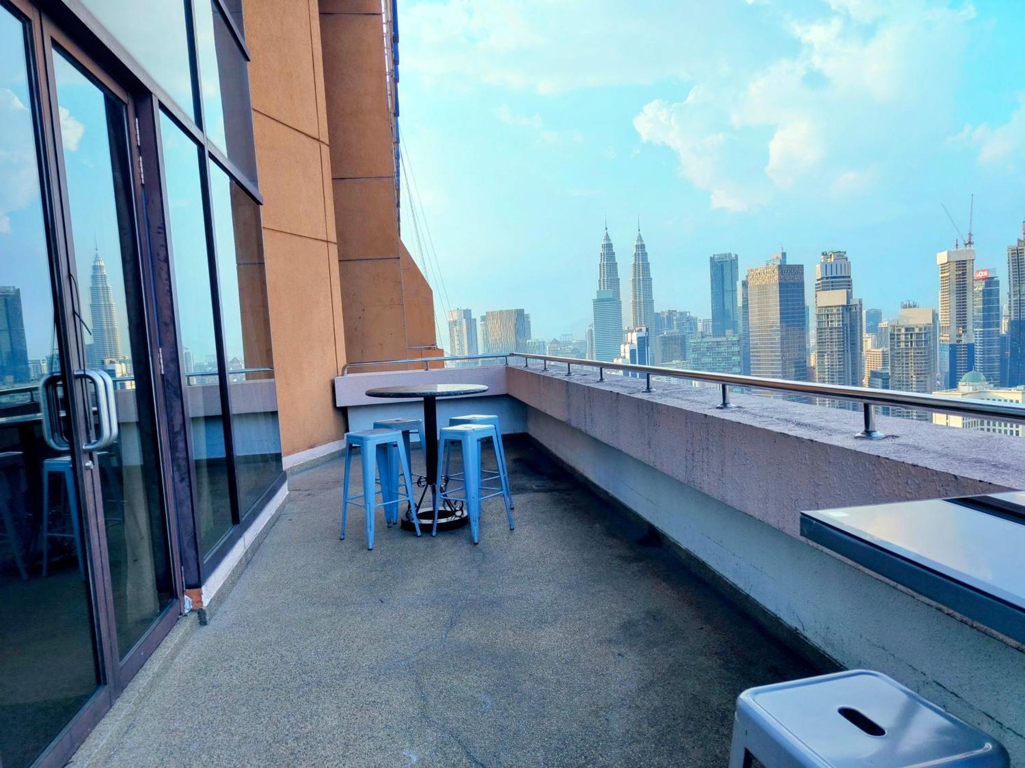 Radission At Times Square Apartment *