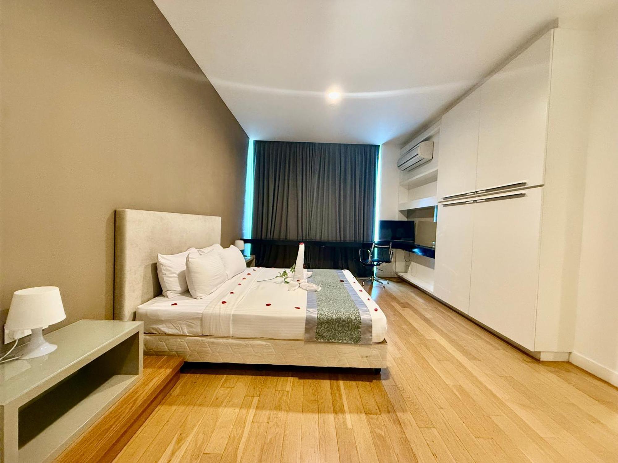Apartment The Platinum Klcc By Loft *