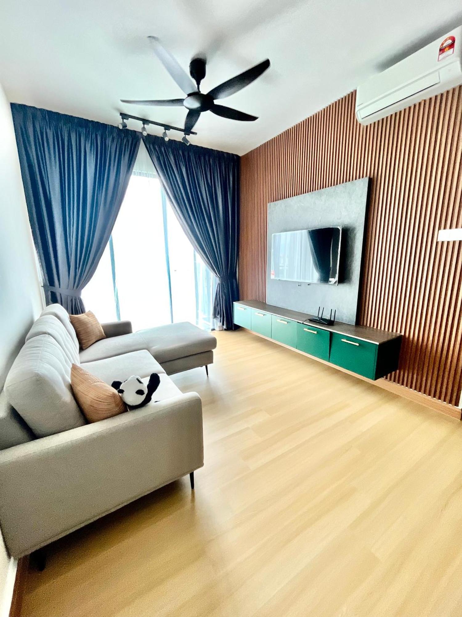Kamila & Formuslimonly Kuala Lumpur