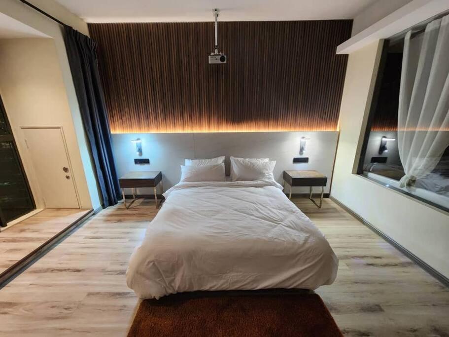 Apartment Desir Amorous Kl #jacuzzi #nflx #prjscn120