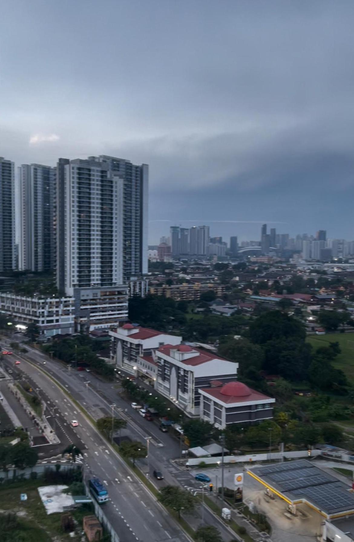 Apartment Azmaya Kuala Lumpur