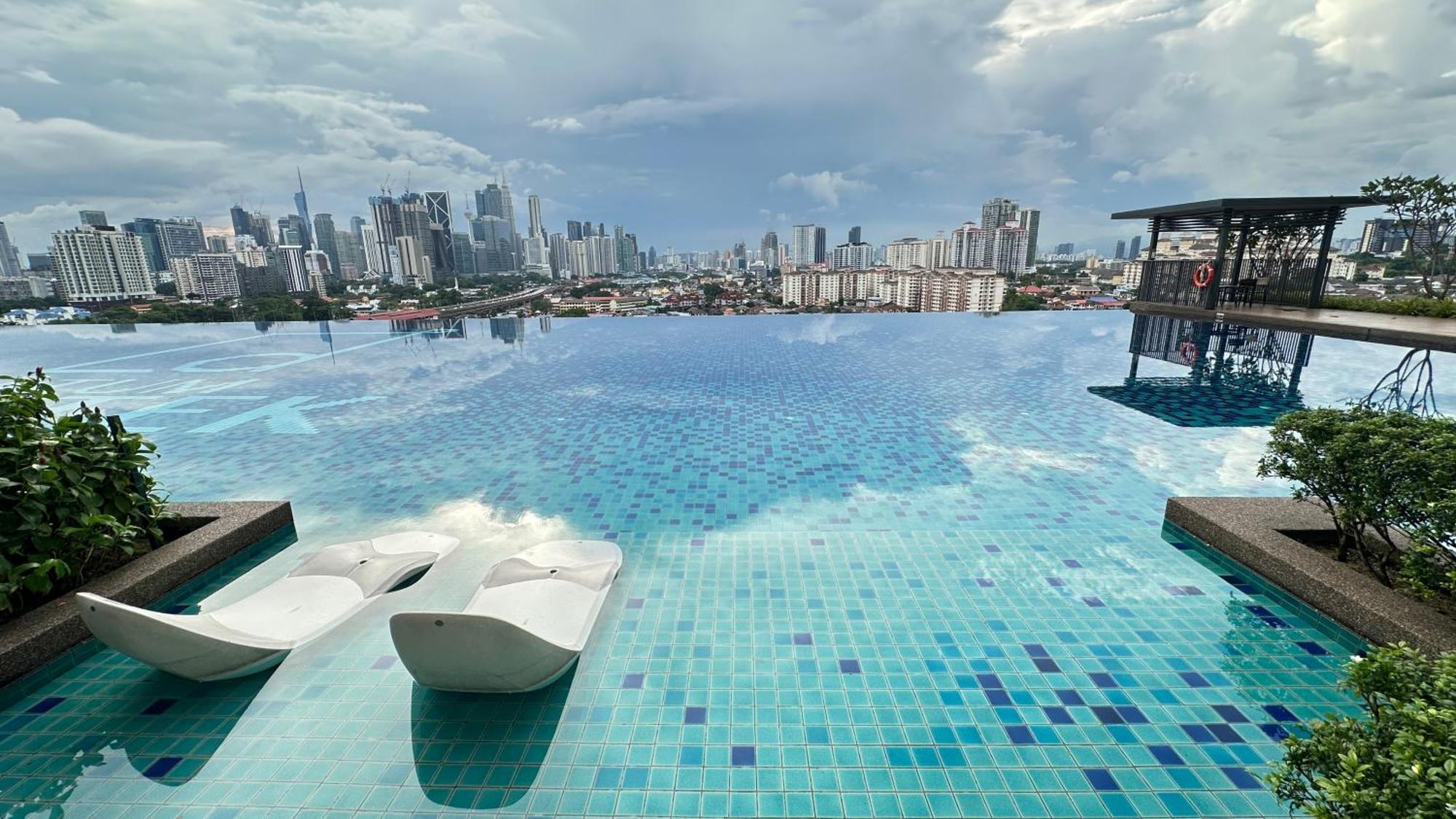 Datum Jelatek Superb Kl By Lh