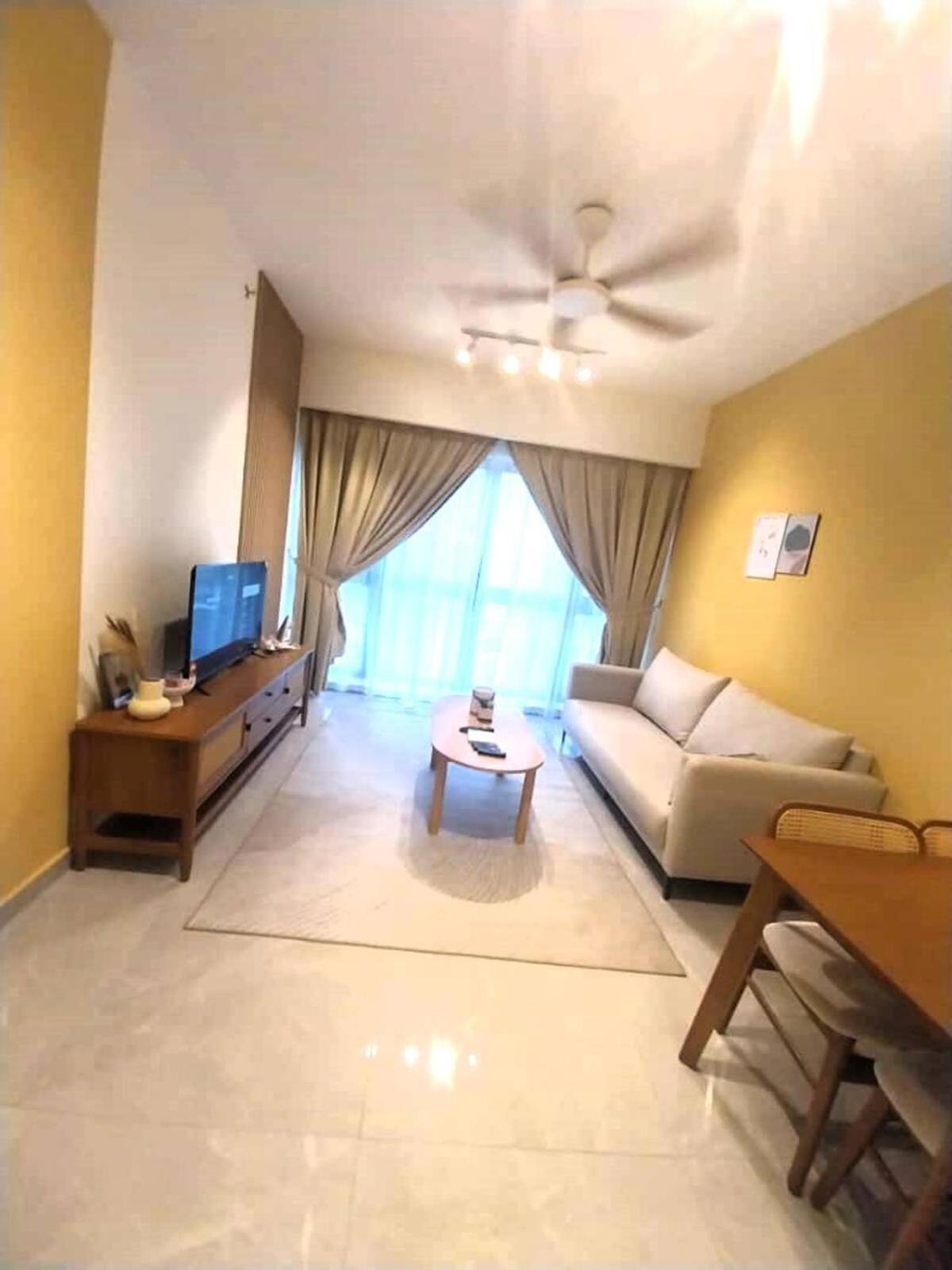 Maxhome-agile Bukit Bintang Trx Apartment