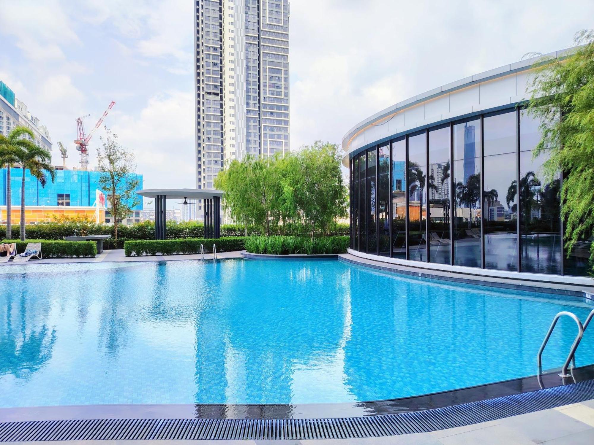 Trion By Luxe Apartment