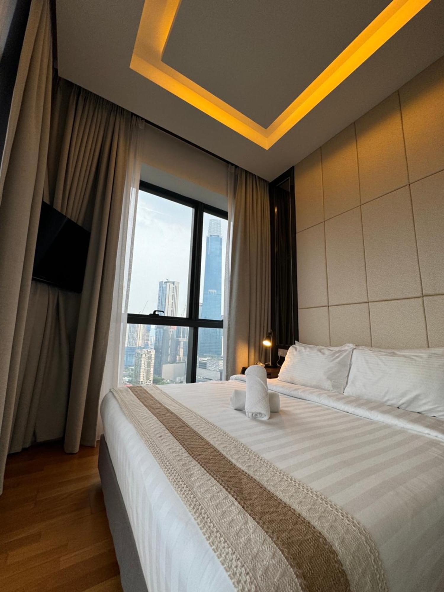 Crystal At Dorsett Infinity Pool Kl Apartemen