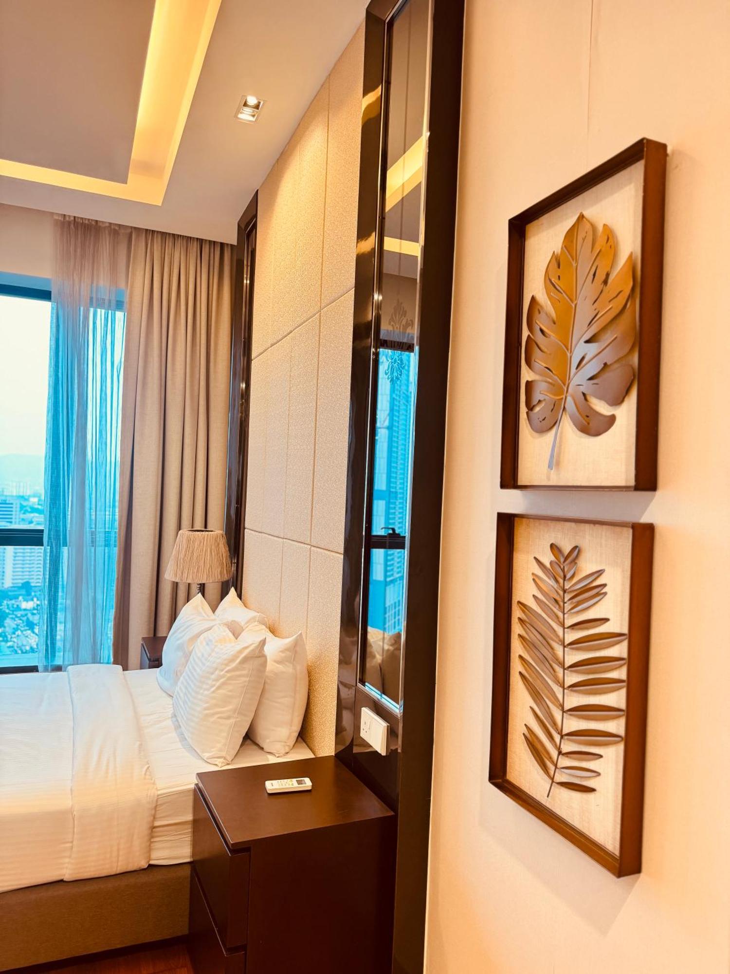 Crystal At Dorsett Infinity Pool Kl Apartemen