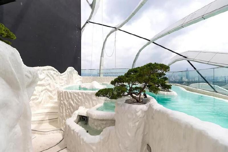 Modern Luxury 1-bed Arte Mont Kiara Apartment Kuala Lumpur