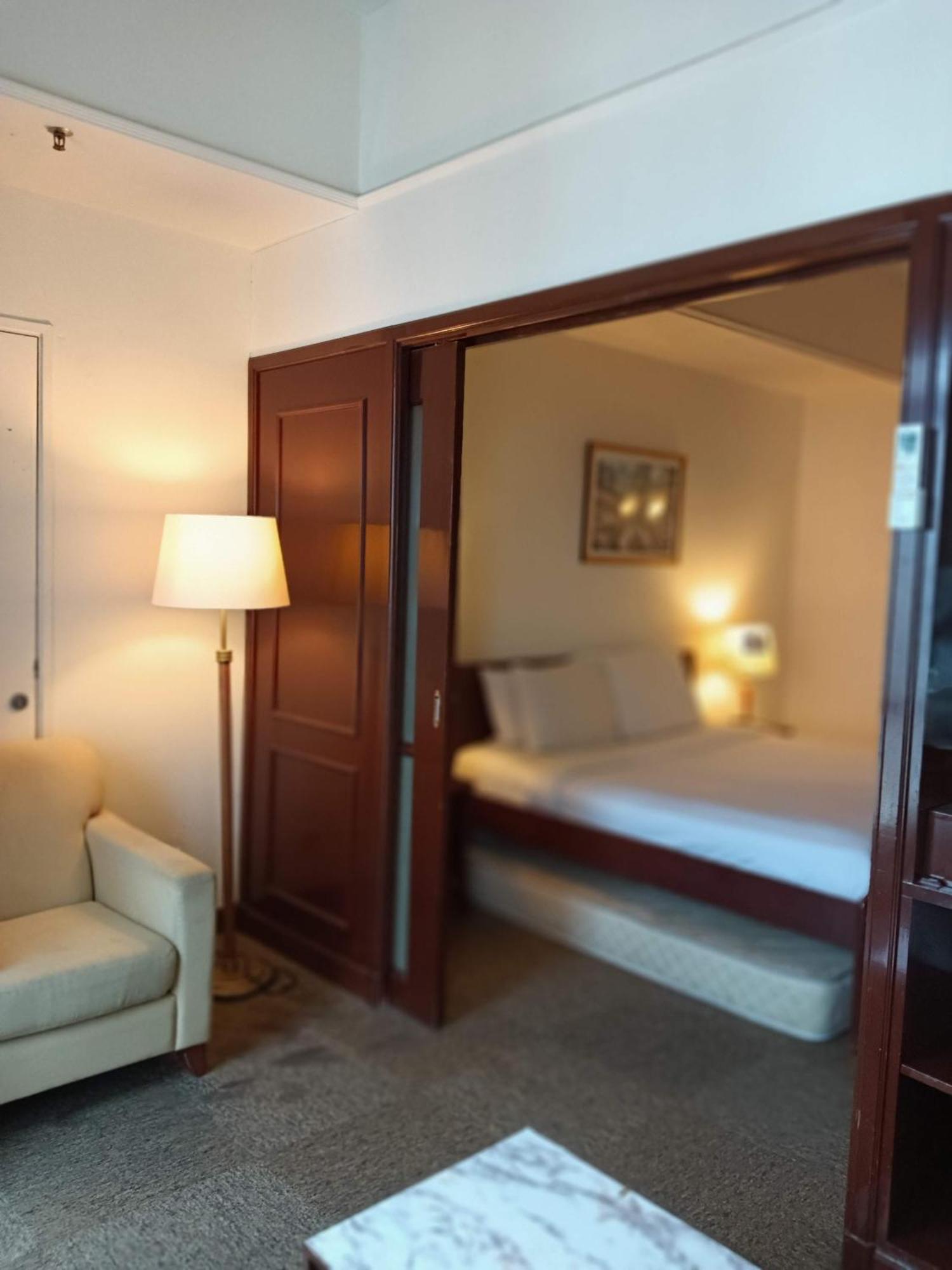 Kl Cozy At Times Square Apartemen *