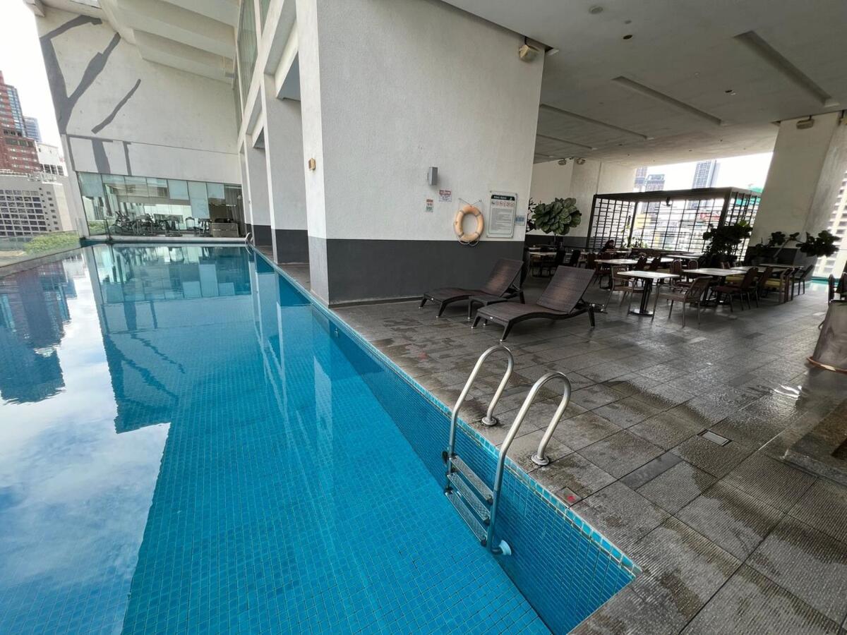Super In Kl Apartment *