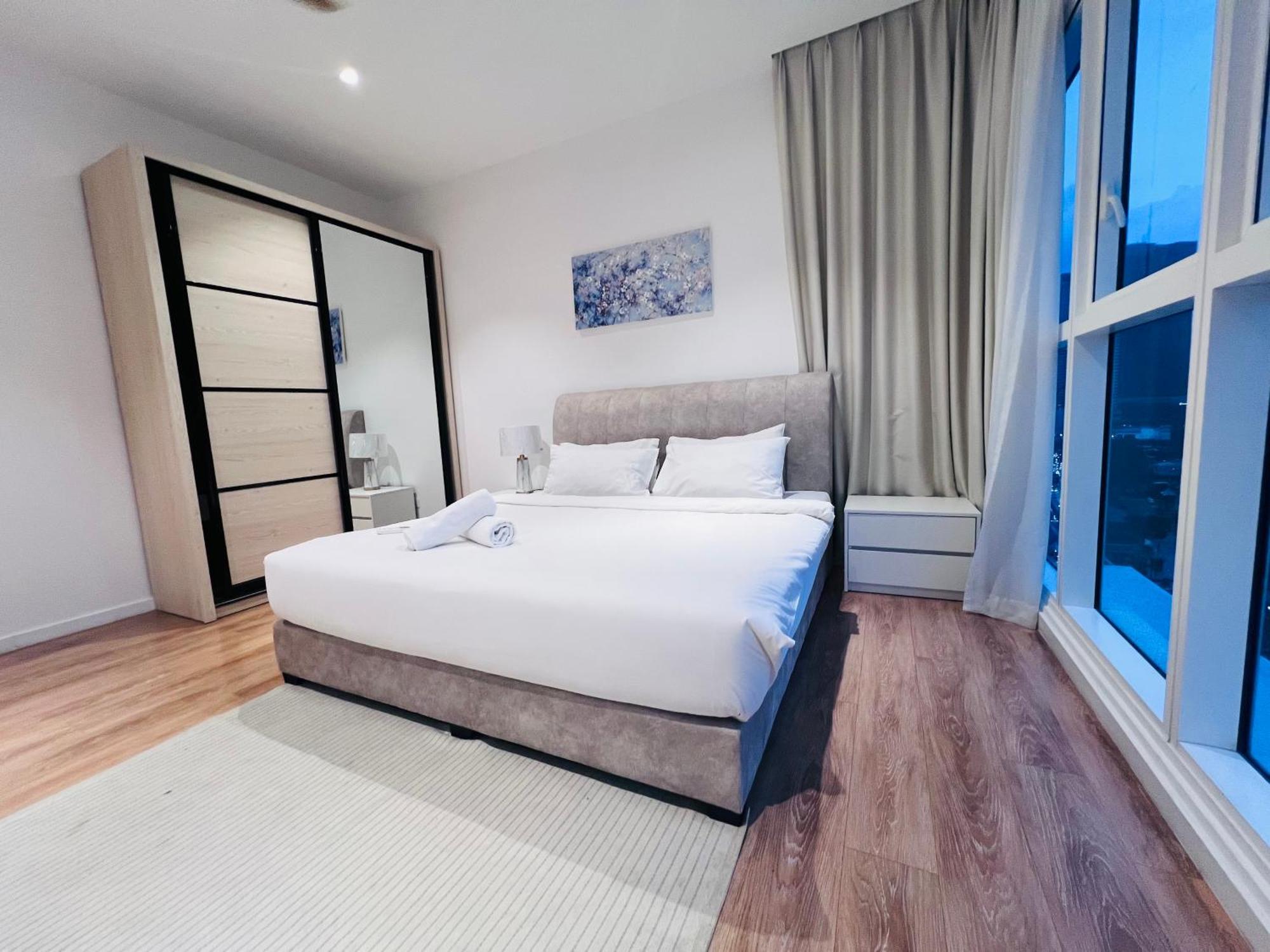 Quill Luxury Apartment *