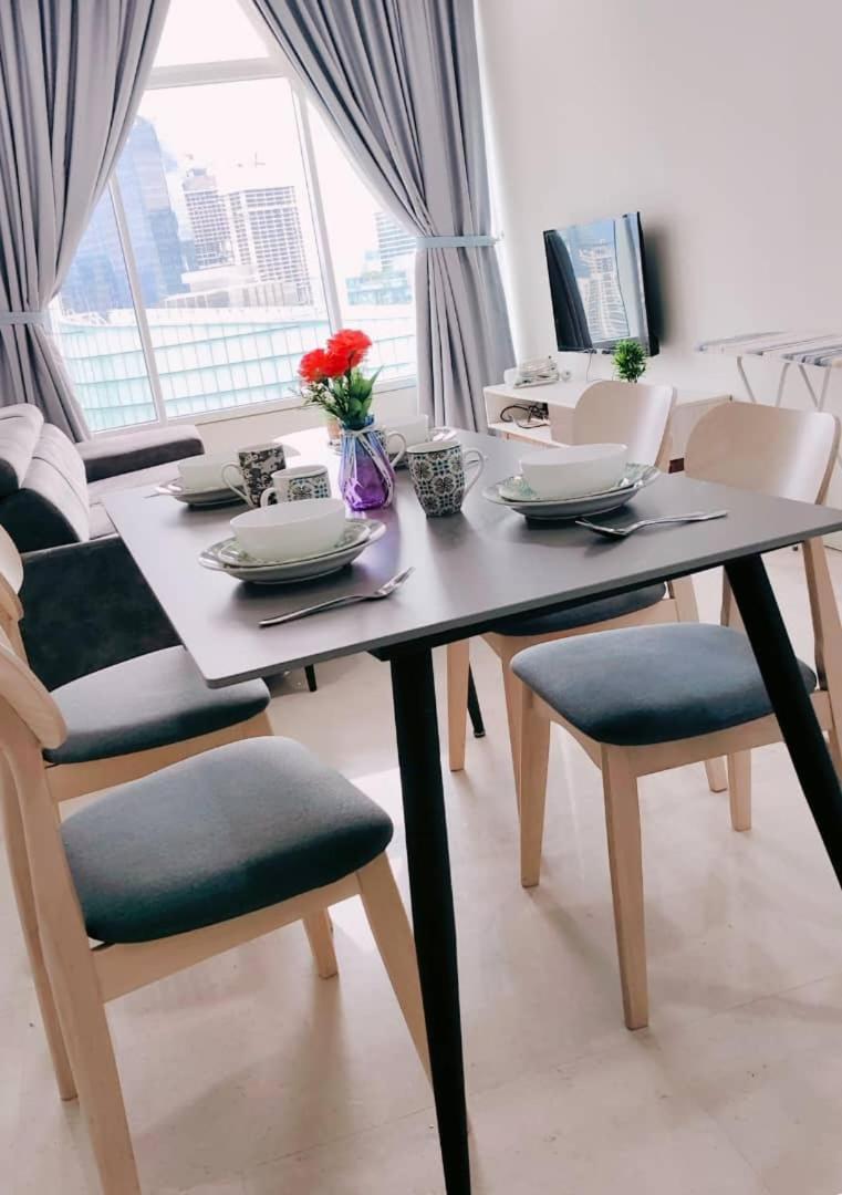 Sky Klcc By Kd Luxury Apartemen *