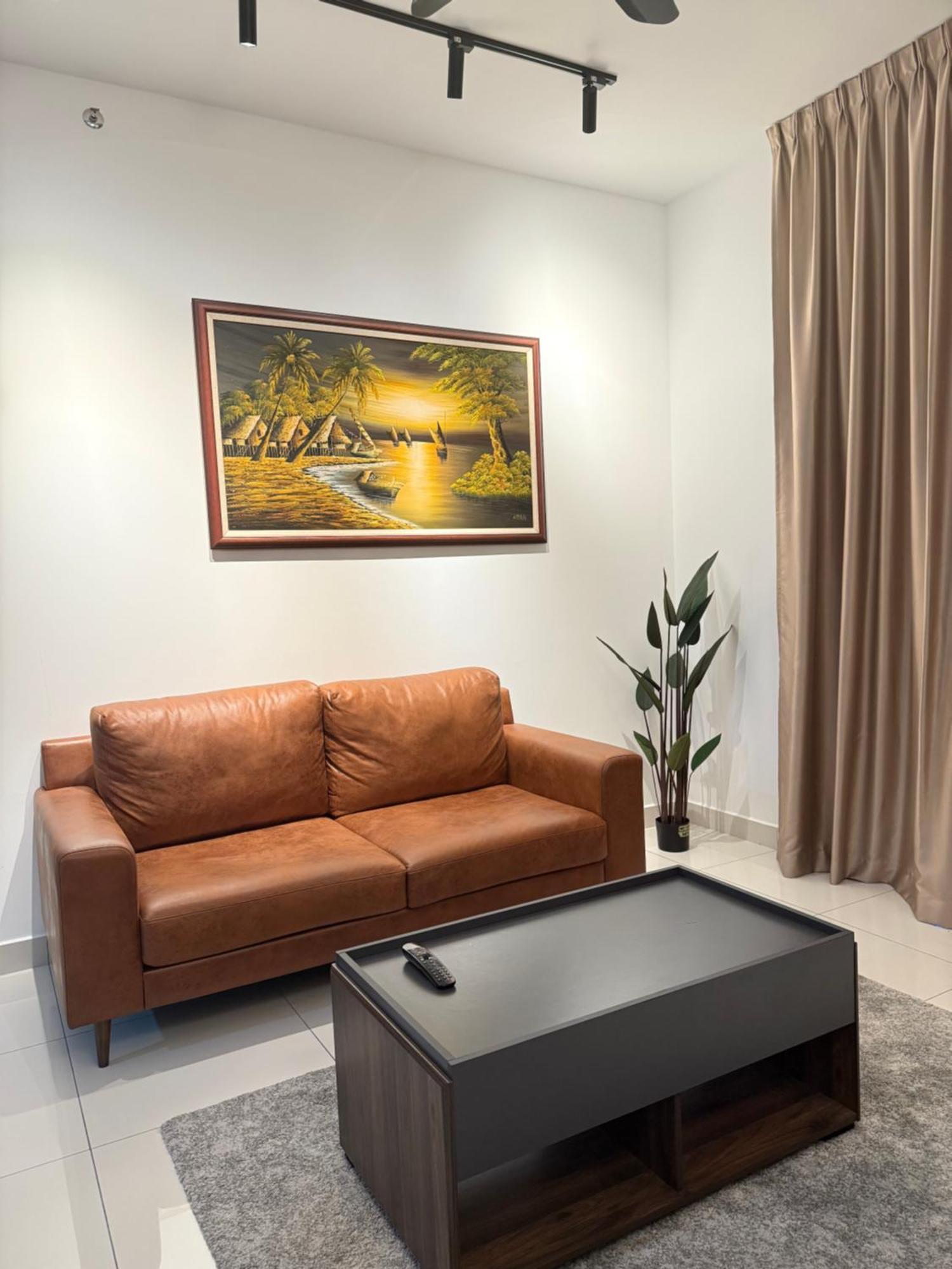 2br Centre Montkiara 4px 500mbps Apartment